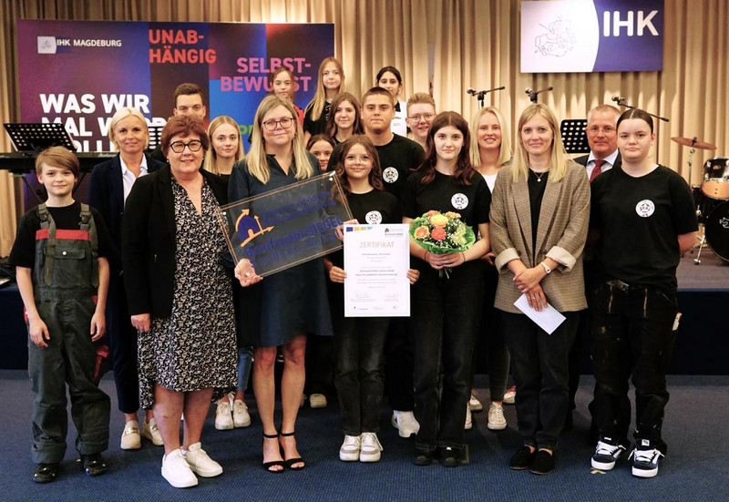 Impressionen der letzten Festveranstaltung zur Verleihung des Berufswahl-SIEGELS im Jahr 2024