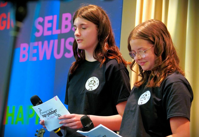 Impressionen der letzten Festveranstaltung zur Verleihung des Berufswahl-SIEGELS im Jahr 2024